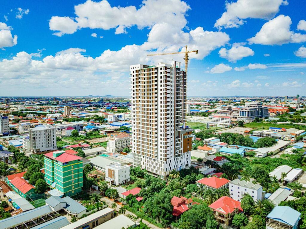 East Natural City — Пном Пень